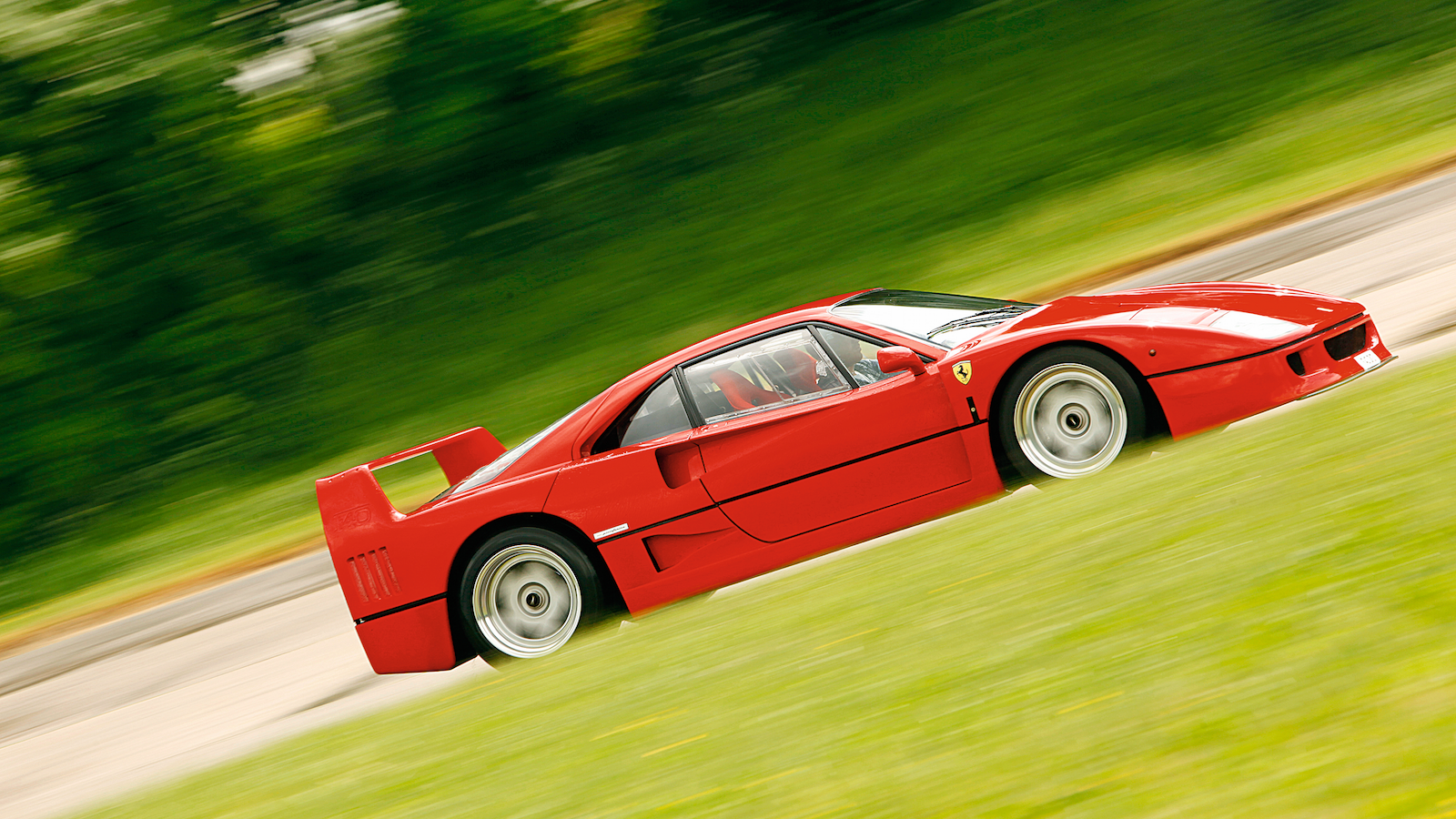Ferrari battle: 288GTO vs F40 vs F50 vs Enzo